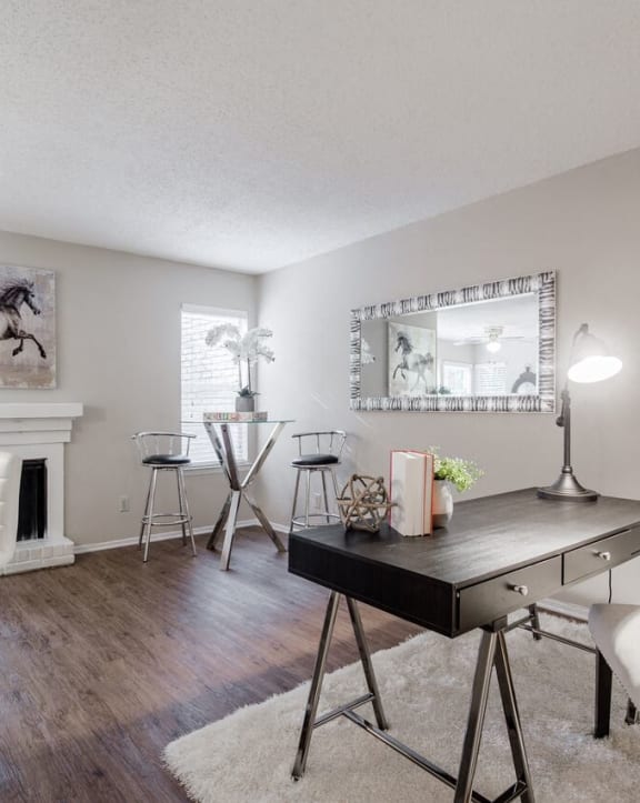 Apartments in Carrollton, TX Country Square Apartments